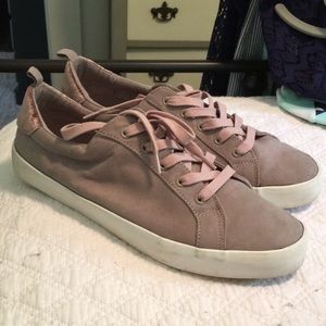 Suede tennis shoes